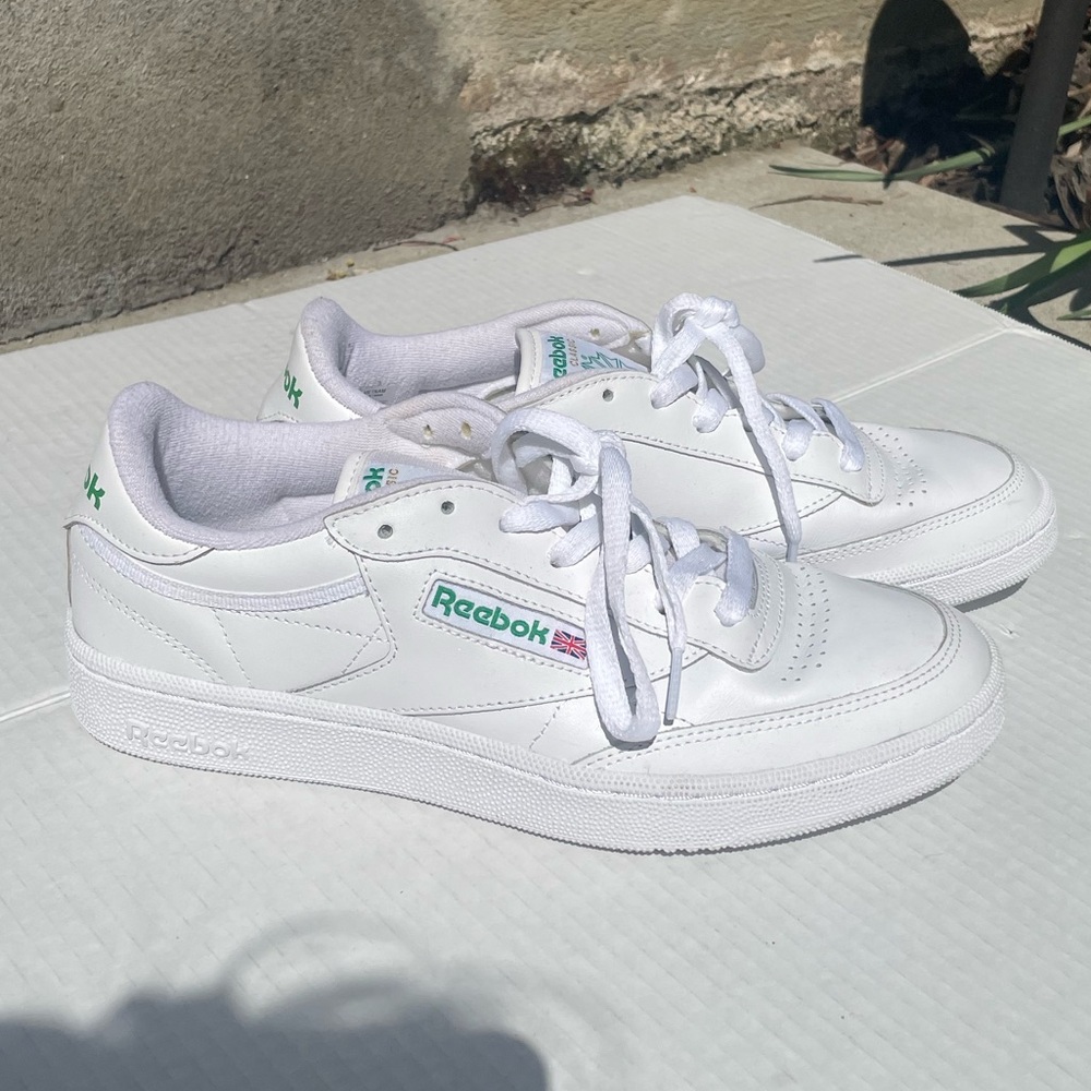 Reebok Classic Club C 85 Old School Women’s size 9 Tennis Shoes